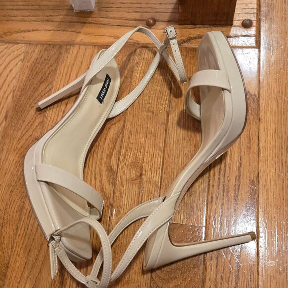 Nine West Patent Leather Cream Strappy Heels - Picture 5 of 9